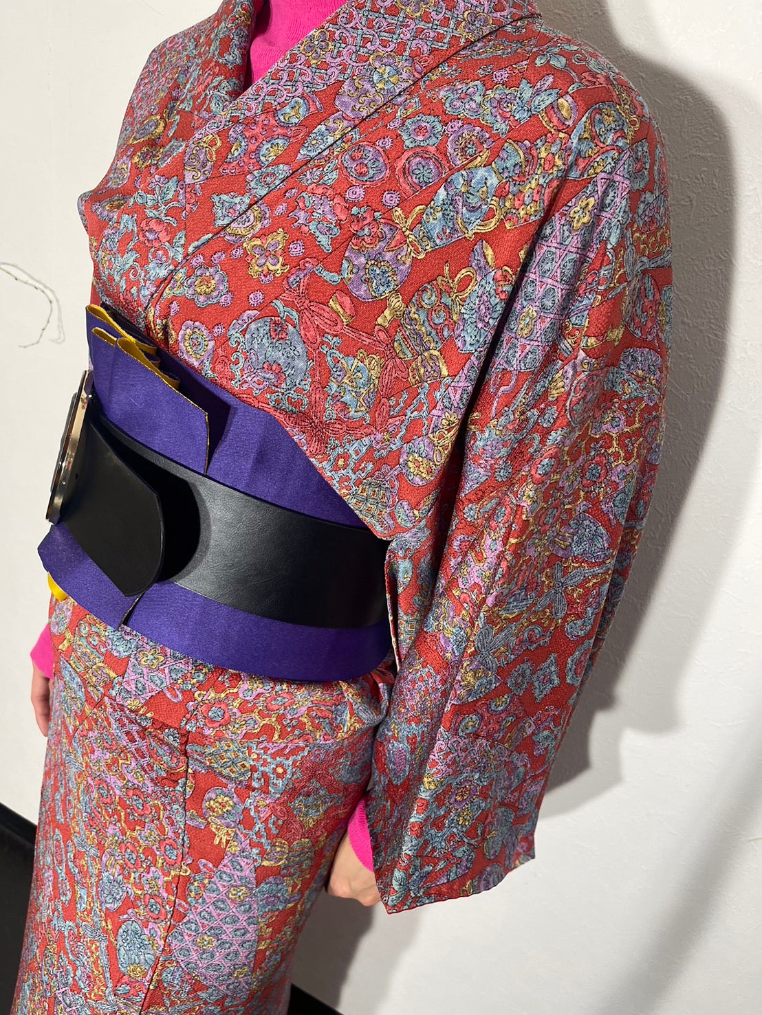 花、花瓶模様着物 縮緬地 リサイクル アンティーク ヴィンテージ